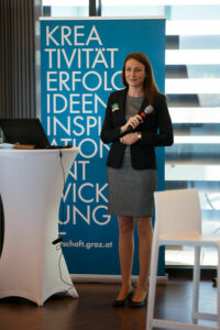 INNOlounge6 Image6886 1000x1500 Q80